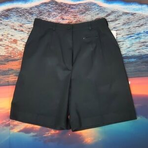 Tail golf shorts size 8